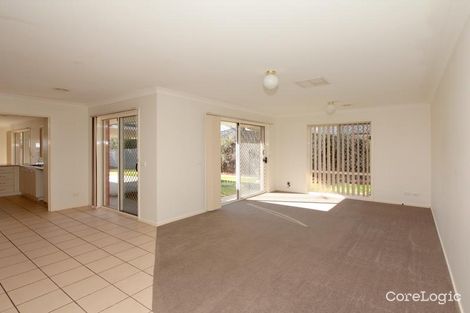 Property photo of 72 Paldi Crescent Glenfield Park NSW 2650