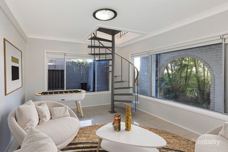 Property photo of 16 Waverley Road Mannering Park NSW 2259