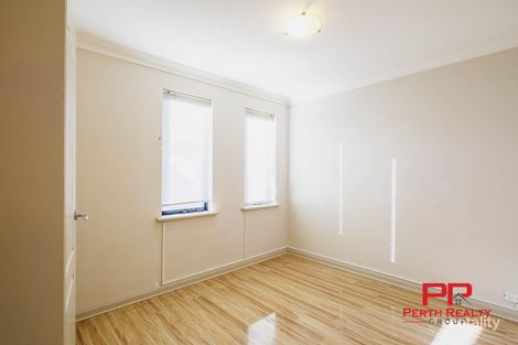 Property photo of 1/7 Fogerthorpe Crescent Maylands WA 6051