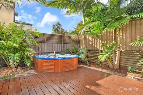 Property photo of 11 Lorikeet Grove Warriewood NSW 2102