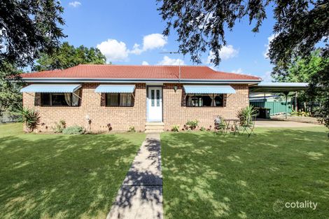 2 Seaward Ave, Scone, NSW 2337