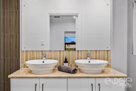 Property photo of 88 Desyllas Drive Direk SA 5110