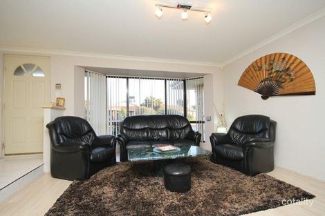 Property photo of 1 Ivythorne Grove Kiara WA 6054