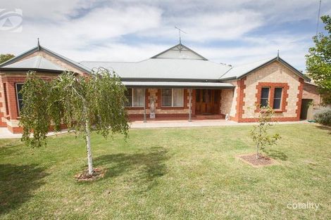39 Memorial Dr, Naracoorte, SA 5271