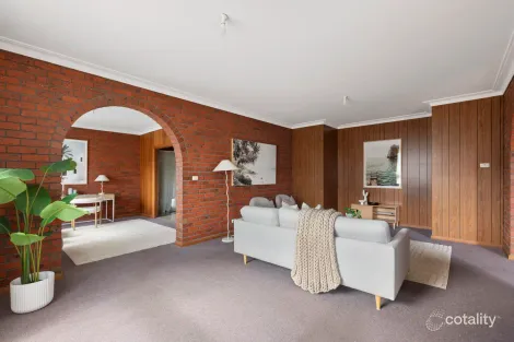 Property photo of 16 Cavanagh Street Cheltenham VIC 3192