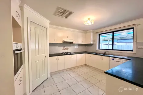 Property photo of 315 Morris Road Hoppers Crossing VIC 3029