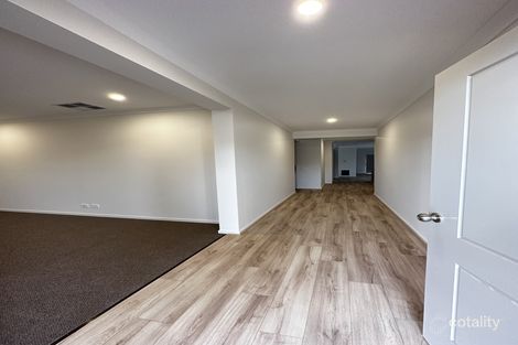 48 Dennison St, Deanside, VIC 3336