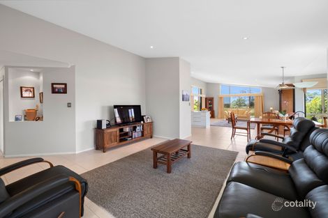 6 Crebra Lane, Cashmere, QLD 4500