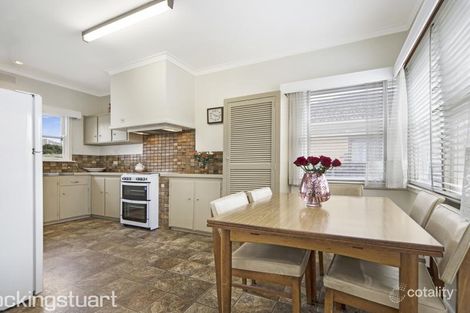 Property photo of 11 Ercil Street Wendouree VIC 3355