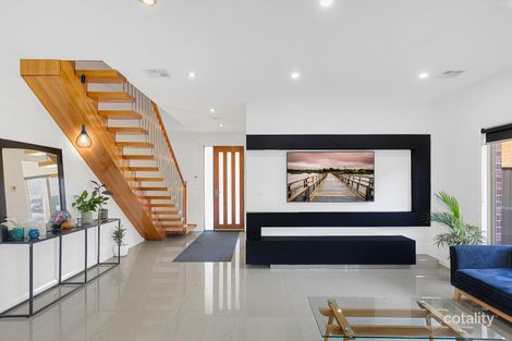 Property photo of 7 Virtue Way Craigieburn VIC 3064