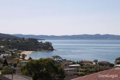 Property photo of 14 Clearwater Court Blackmans Bay TAS 7052