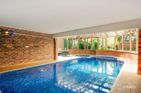 Property photo of 6 Friend Court Mill Park VIC 3082