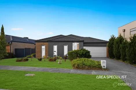 4 Almondbank Rd, Cranbourne East, VIC 3977