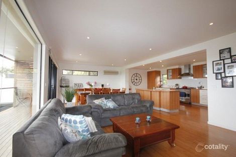 Property photo of 11 Goolgowie Street Rosebud VIC 3939