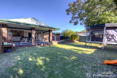 Property photo of 12 Hibiscus Drive Forrestfield WA 6058