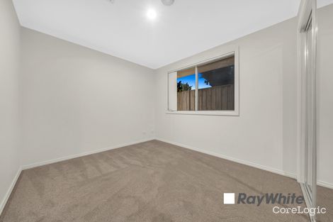 Property photo of 16 Bordeaux Grove Narre Warren South VIC 3805
