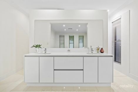 Property photo of 6 Nessie Place Ormiston QLD 4160