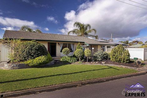 Property photo of 11 Cliff Avenue Port Noarlunga South SA 5167