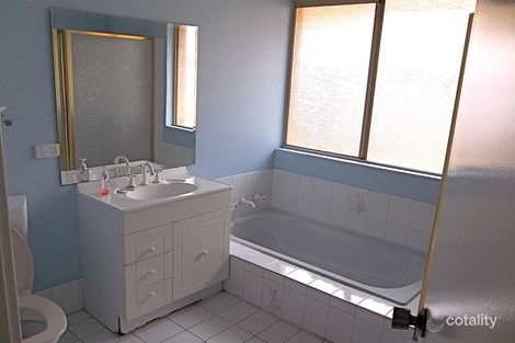 Property photo of 33 Murdoch Drive Greenfields WA 6210