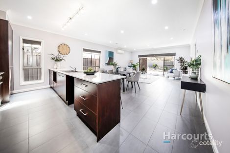 Property photo of 23 Edgerunner Circuit St Albans VIC 3021