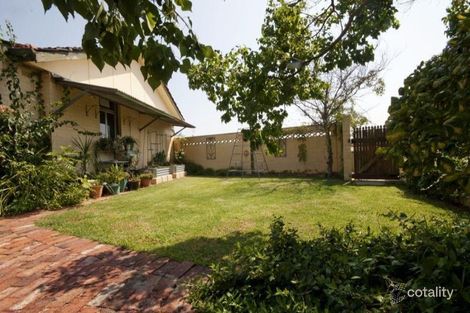 14 Burridge Way, Hamilton Hill, WA 6163