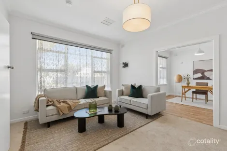 Property photo of 35 Quinlivan Road Pooraka SA 5095