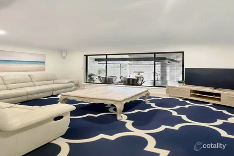 Property photo of 15 Margaret Crescent Dubbo NSW 2830