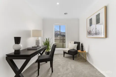 Property photo of 21 Victory Drive Pakenham VIC 3810