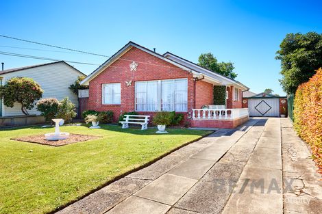 Property photo of 17 Cootamundra Street Doveton VIC 3177