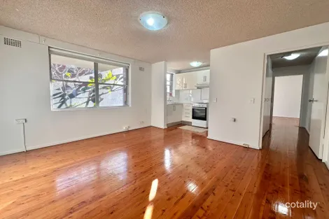 Property photo of 18/1 Fabos Place Croydon Park NSW 2133