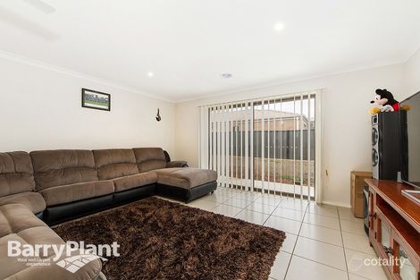 Property photo of 8 Sherrington Grange Derrimut VIC 3026