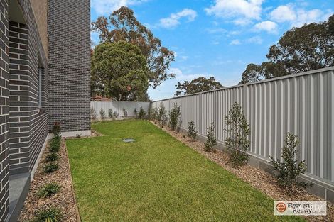 Property photo of 2/13 Adderton Road Telopea NSW 2117