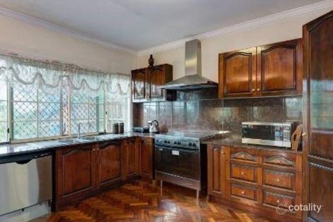 Property photo of 12 Bookleaf Place Bridgeman Downs QLD 4035