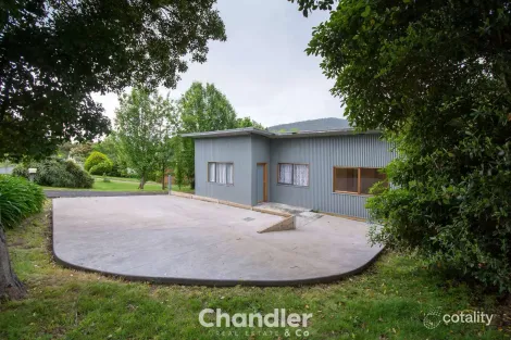 17 Edward St, Upper Ferntree Gully, VIC 3156