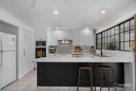 Property photo of 19 Treelands Drive Jilliby NSW 2259