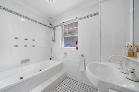 Property photo of 19 Treelands Drive Jilliby NSW 2259