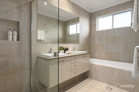 Property photo of 19 Pine Street Bulimba QLD 4171