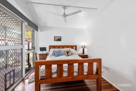 Property photo of 5 Mitchell Avenue Currumbin QLD 4223