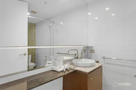 Property photo of 604/19 Albert Avenue Broadbeach QLD 4218