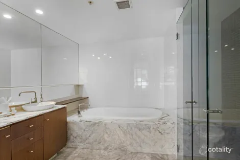 Property photo of 604/19 Albert Avenue Broadbeach QLD 4218
