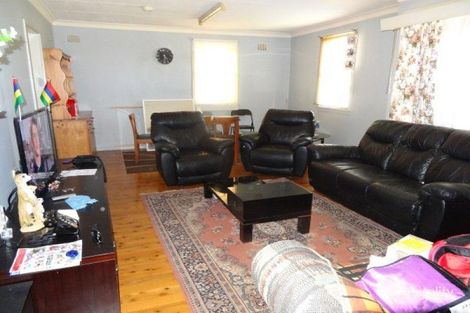 Property photo of 126 Willan Drive Cartwright NSW 2168