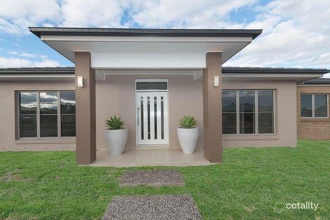 Property photo of 6 Maralinga Crescent Hillvue NSW 2340