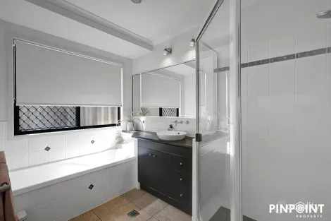 Property photo of 4 Seaspray Close Shoal Point QLD 4750
