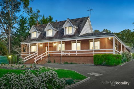 Property photo of 19-21 Ennismore Crescent Park Orchards VIC 3114