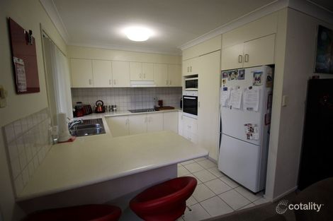 Property photo of 3/208 Central Street Labrador QLD 4215