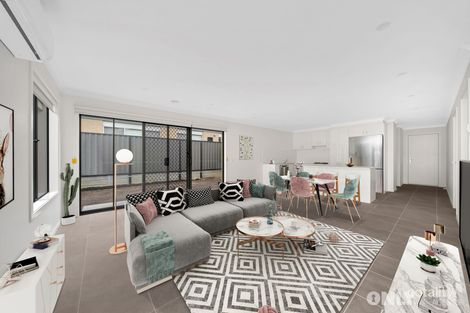 Property photo of 2 Whiteside Road Officer VIC 3809