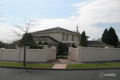 Property photo of 11 Linckens Crescent Balwyn VIC 3103