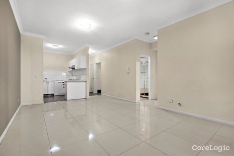 Property photo of 4/21-29 Third Avenue Blacktown NSW 2148