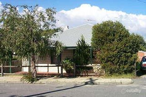 15 Higham Rd, North Fremantle, WA 6159