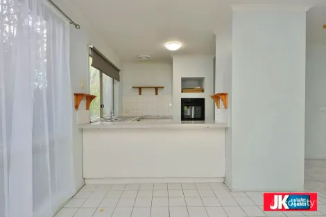 Property photo of 7 Kenmore Close Hoppers Crossing VIC 3029